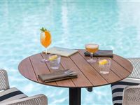 Peppers-PortDouglas-Pool-Restaurant-3